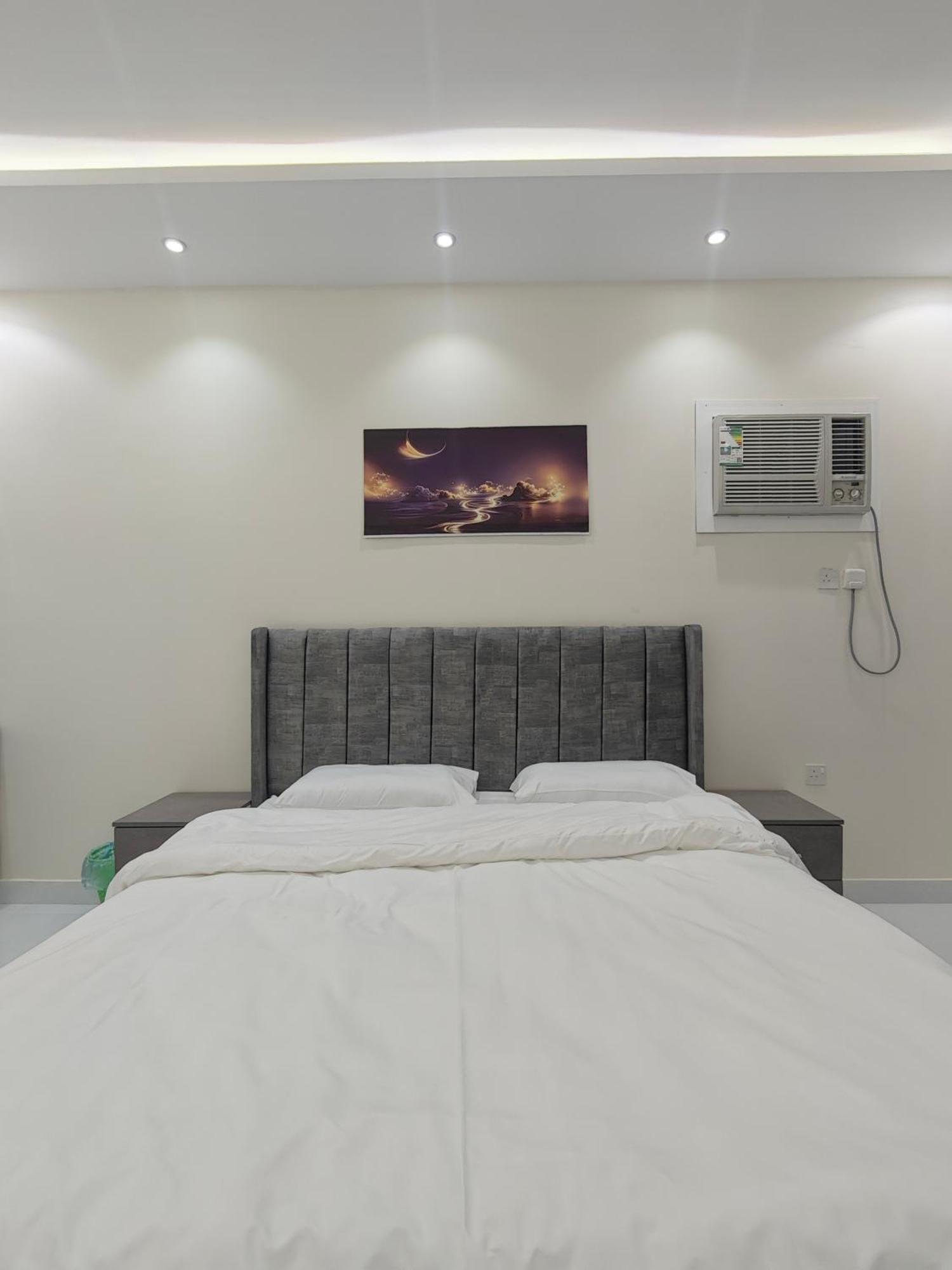 Yaqoot Al Madina Suites Al Awali 외부 사진