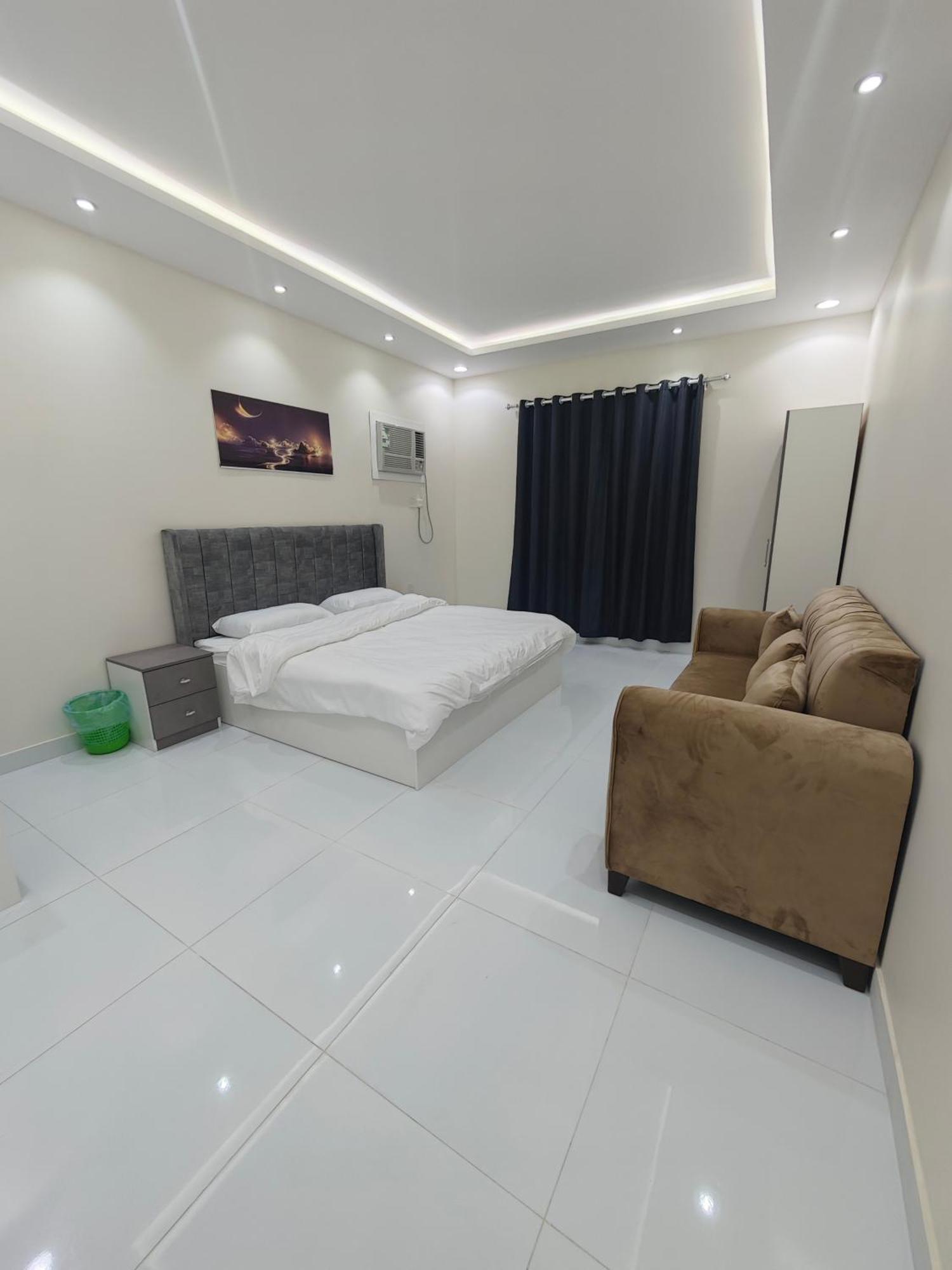 Yaqoot Al Madina Suites Al Awali 외부 사진
